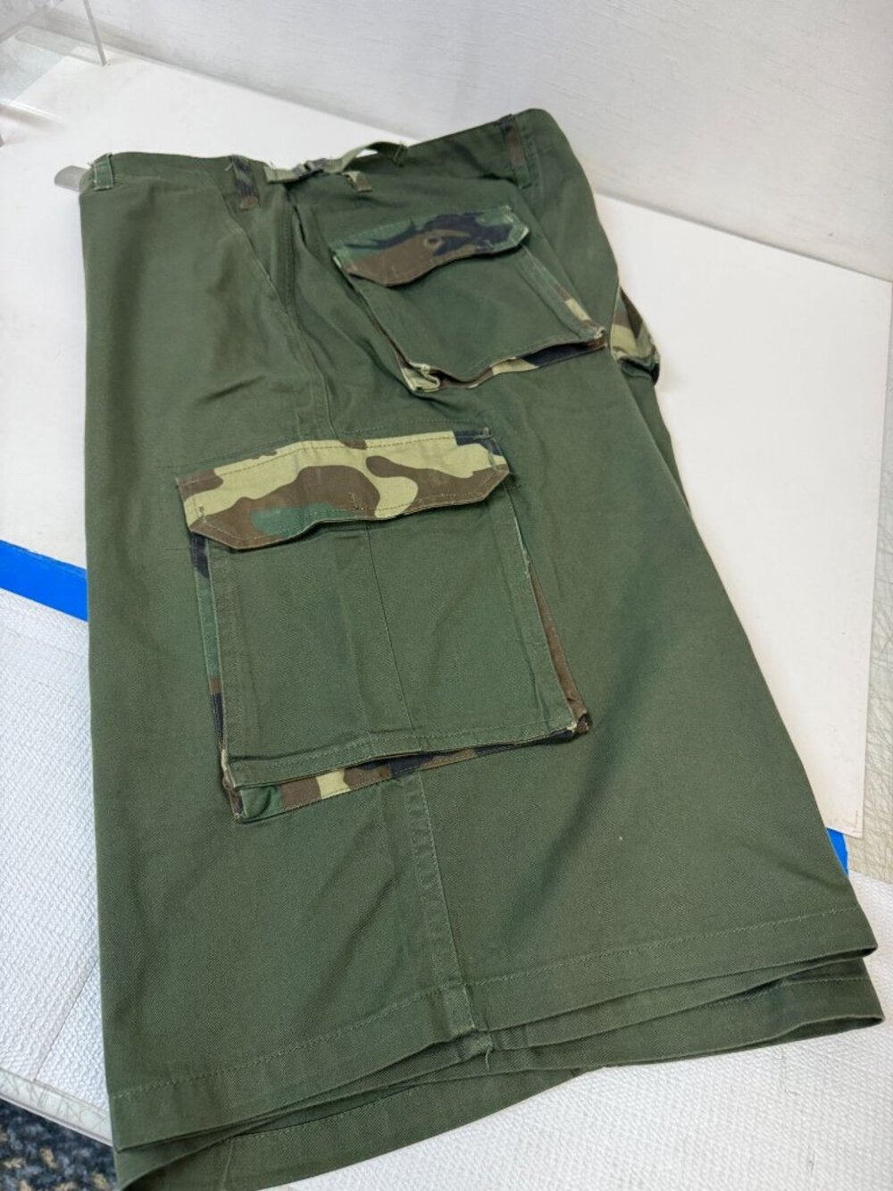 Mens Shorts Ultra Force Waist adjustible 39-42 Green